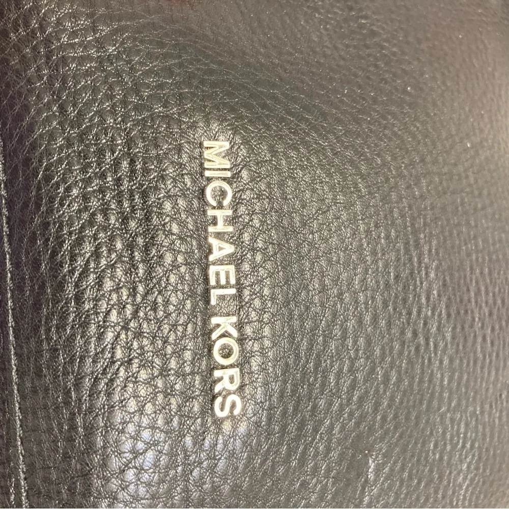 Michael kors soft black pebbled leather two way top handle crossbody bag